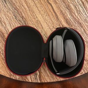 Authentic Wireless Beats Studio 3